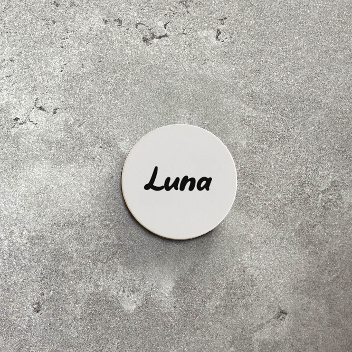 Rund självhäftande namnskylt