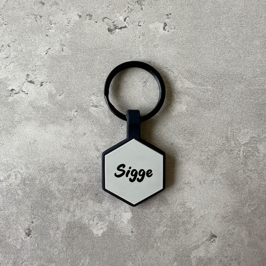 Gray name tag for dog - Font Tea