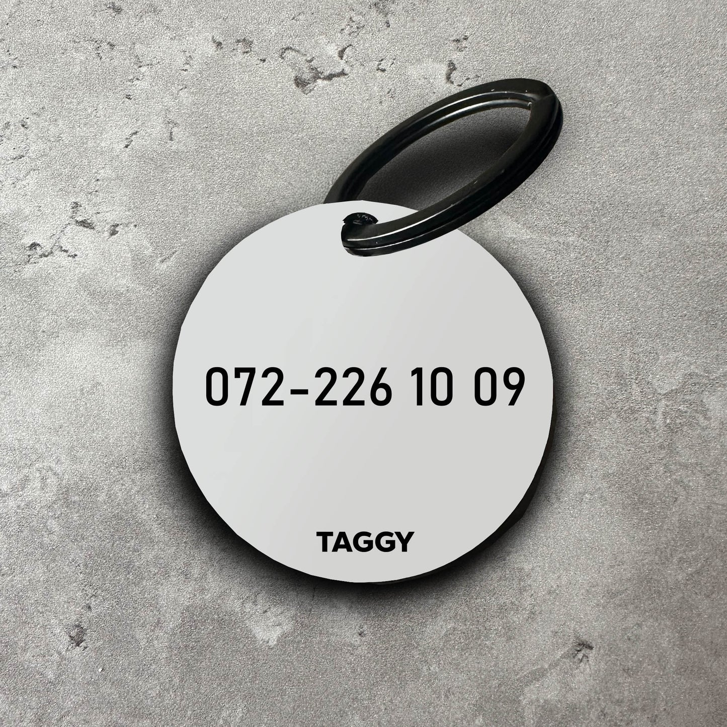 Namnbricka i akryl till hund - Motiv med zigzag